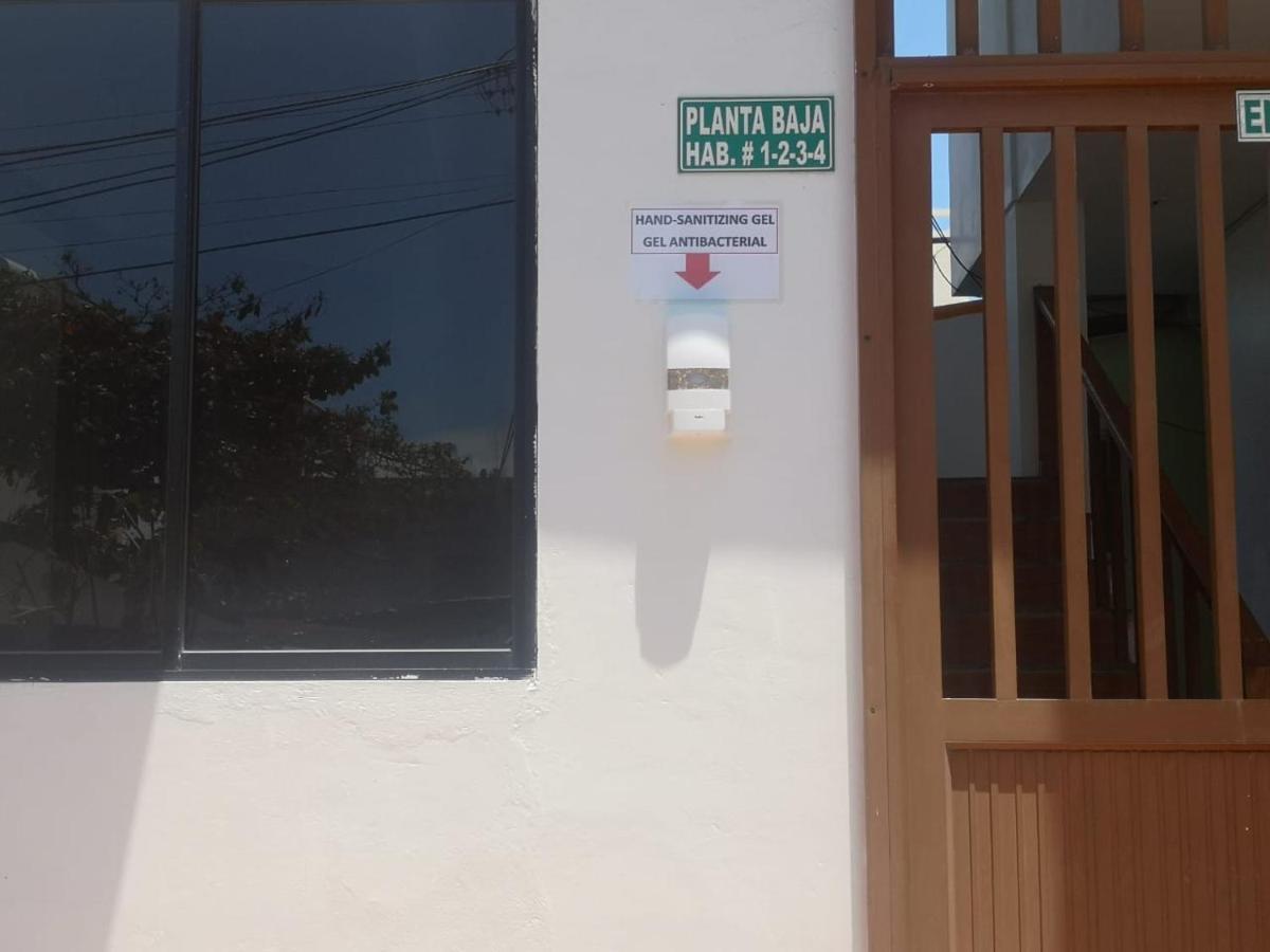 Hostal Sandrita Puerto Villamil Eksteriør billede