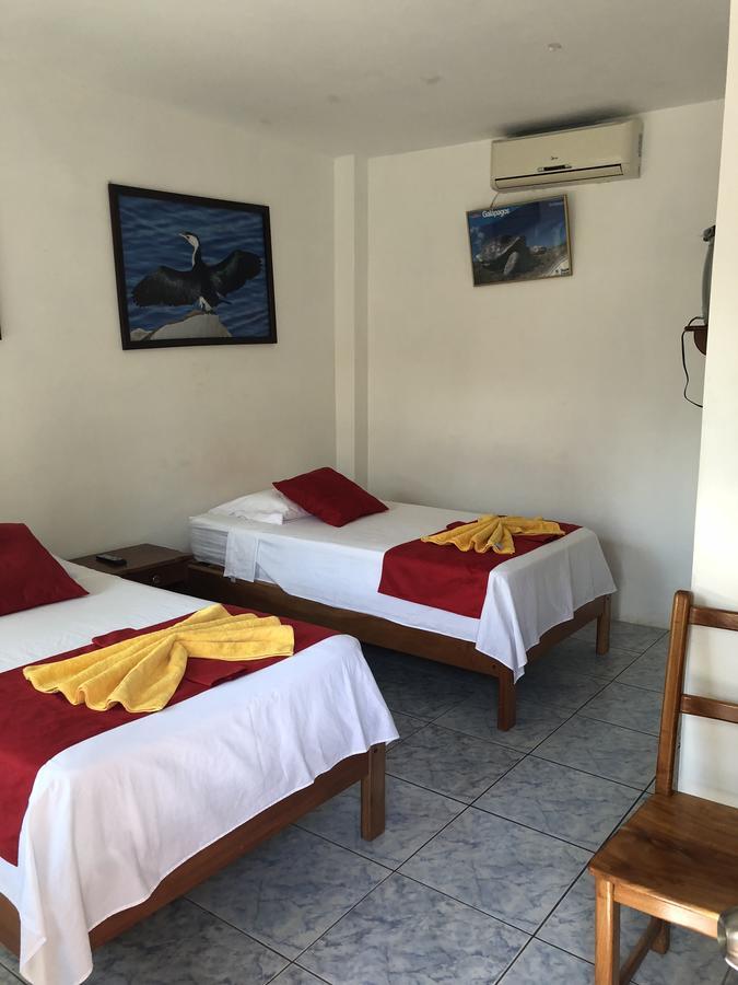 Hostal Sandrita Puerto Villamil Eksteriør billede