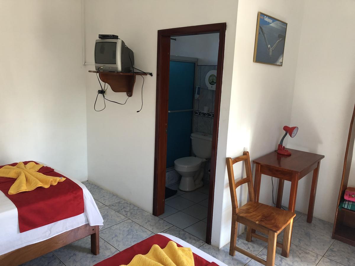 Hostal Sandrita Puerto Villamil Eksteriør billede