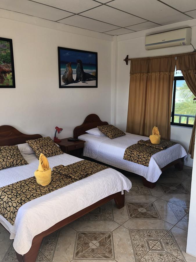 Hostal Sandrita Puerto Villamil Eksteriør billede